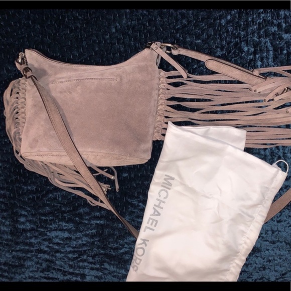Michael Kors “Billy” suede messenger bag w/ fringe - Picture 7 of 13